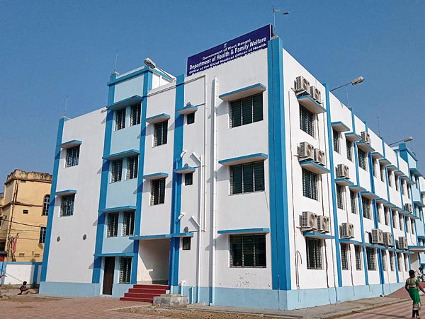 Mamata Banerjee inaugurates administrative building in Rampurhat