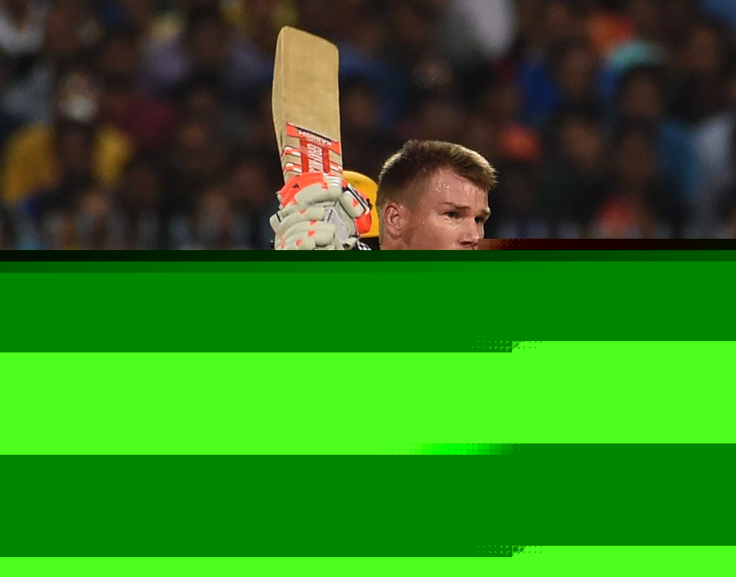 ডেভিড ওয়ার্নার: বিধ্বংসী অজি ব্যাটসম্যানকে ধরে রাখতে সানরাইজার্স হায়দরাবাদ খরচ করেছে ১২কোটি টাকা।