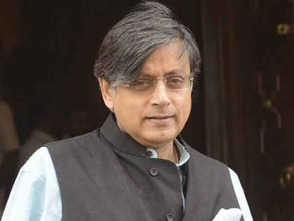 Shashi Tharoor's committee criticized Modi Government on Pakistan Issue
