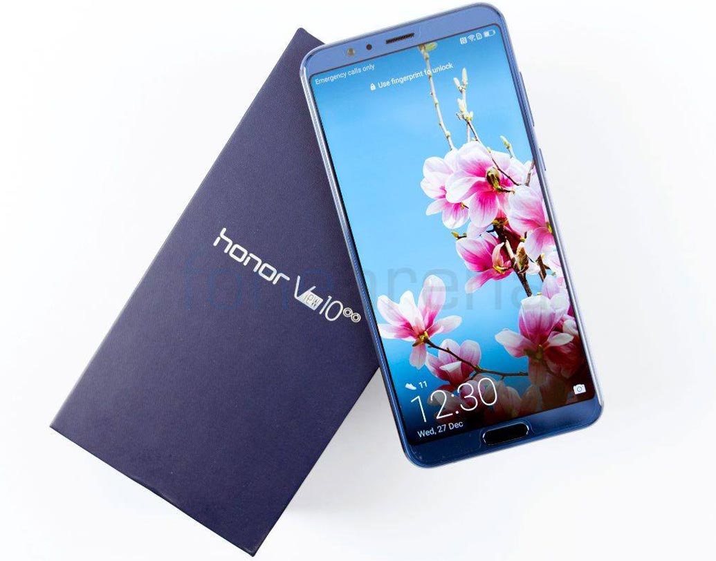 ডুয়াল সিমের সুবিধাযুক্ত হনর ভিউতে থাকছে ১৬ এবং ২০ মেগাপিক্সেলের রিয়ার ক্যামেরা এবং ১৩ মেগাপিক্সেল ফ্রন্ট ক্যামেরা।