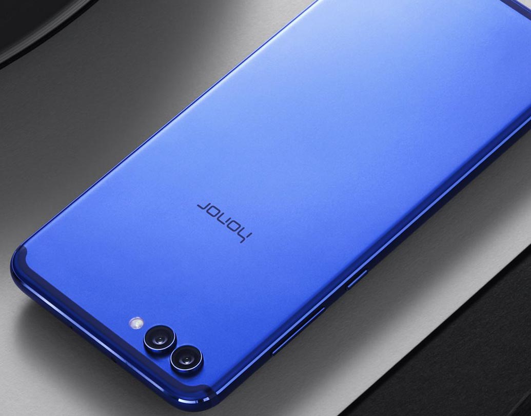 নেভি ব্লু এবং মিডলাইট ব্ল্যাক—এই দু’টি রঙেই মিলবে হনর ভিউ ১০।