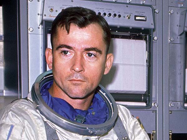 American astronaut John Young passes away at 87