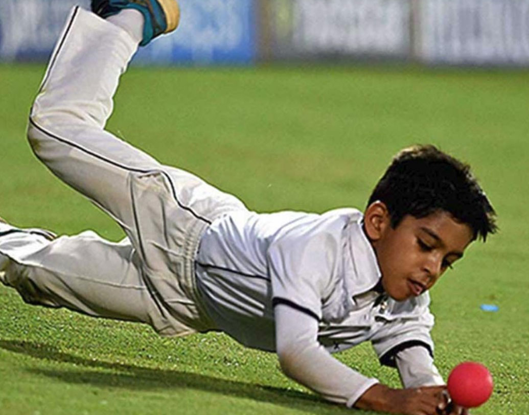 সমিত দ্রাবিড়: বাবা রাহুল দ্রাবিড়। কর্নাটক রাজ্য ক্রিকেট অ্যাসোসিয়েশনের অনূর্দ্ধ ১৪ দলের হয়ে খেলেছেন। বাবার মতো সমিতও সমীহ আদায় করতে পারবেন কি?