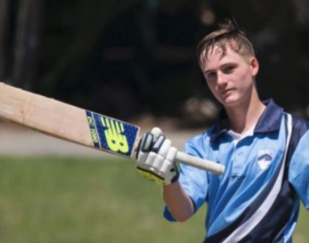 অস্টিন ওয়: অস্টিনের বাবা কে জানেন তো? অস্ট্রেলিয়ার প্রাক্তন অধিনায়ক স্টিভ ওয়। স্টিভের ব্যাটন এখন অস্টিনের হাতে। অনূর্ধ্ব ১৯ আইসিসি বিশ্বকাপে অস্ট্রেলিয়ার প্রতিনিধিত্ব করছেন তিনি।