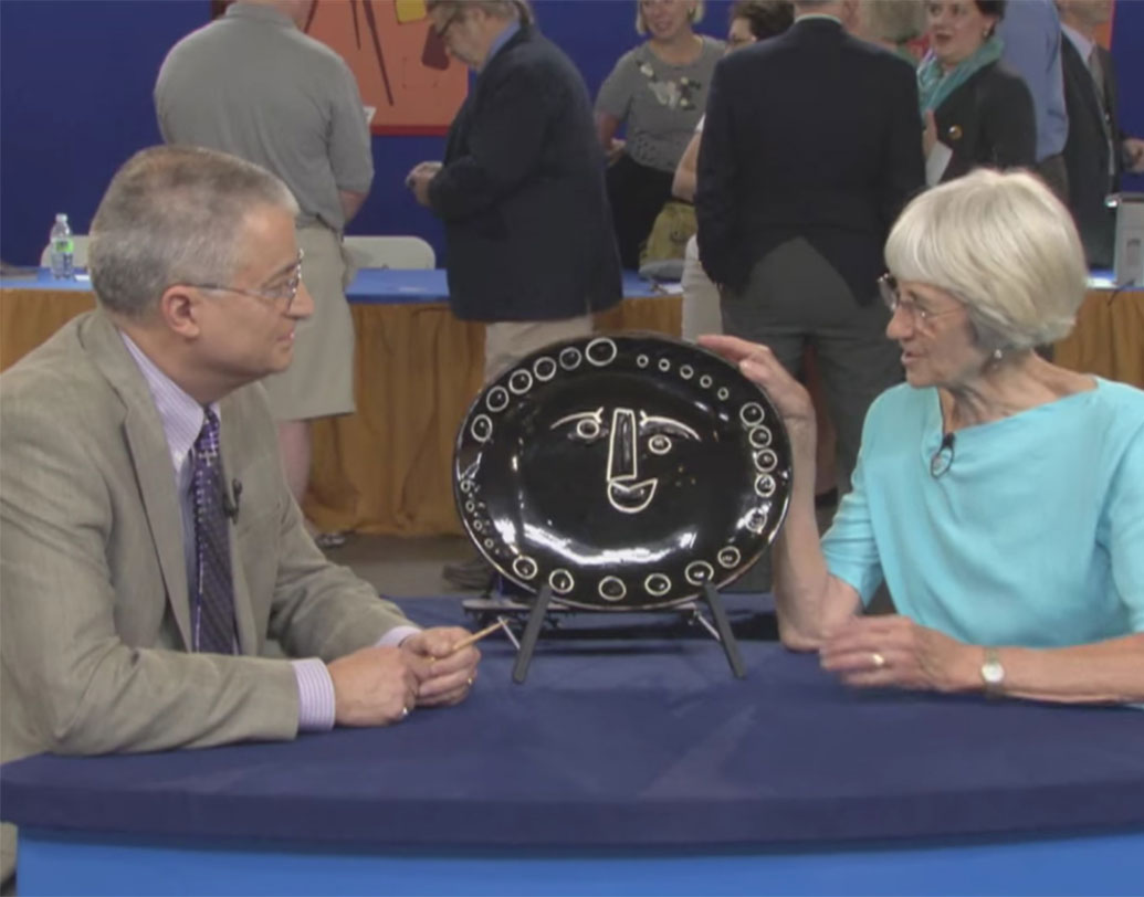 ১৯৭০ সালে একটি সেরামিক প্লেট কিনেছিলেন আমেরিকার রোড আইল্যান্ডের এক বাসিন্দা। সাড়ে ছয় হাজার টাকার মতো ছিল এই প্লেটের দাম। গ্যাস ওভেনের  পাশেই রাখা ছিল সেটি। পিকাসোর নকশা করা মাদুরা প্লেটের দাম ধার্য হয় প্রায় ৭৫ কোটি টাকা।