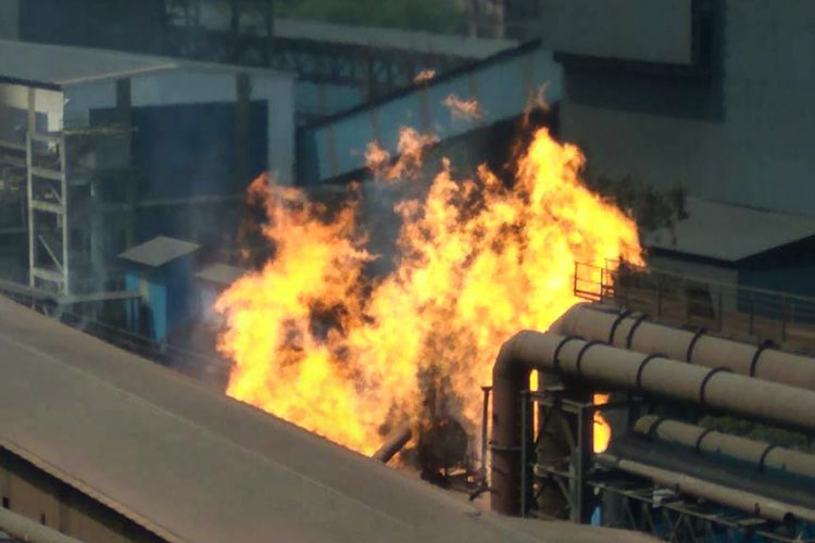 ভিলাই স্টিল প্ল্যান্টের গ্যাসের পাইপলাইনে ভয়াবহ বিস্ফোরণ ঘটে। —ফাইল চিত্র।
