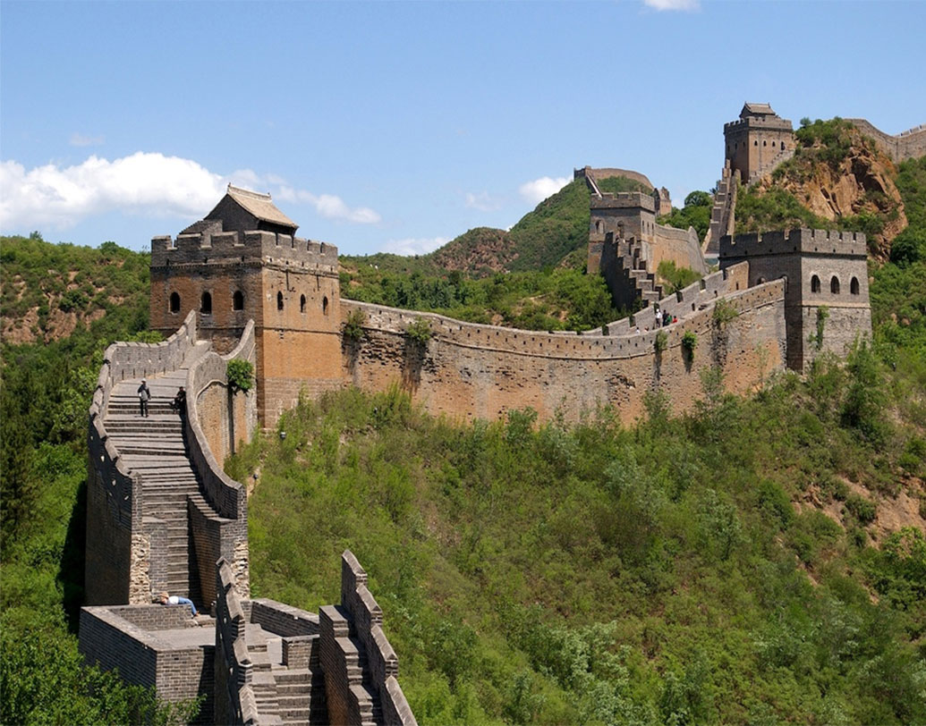 চিনে এক্সপ্যাটদের বার্ষিক গড় আয় প্রায় এক কোটি ২৮ লক্ষ টাকা।