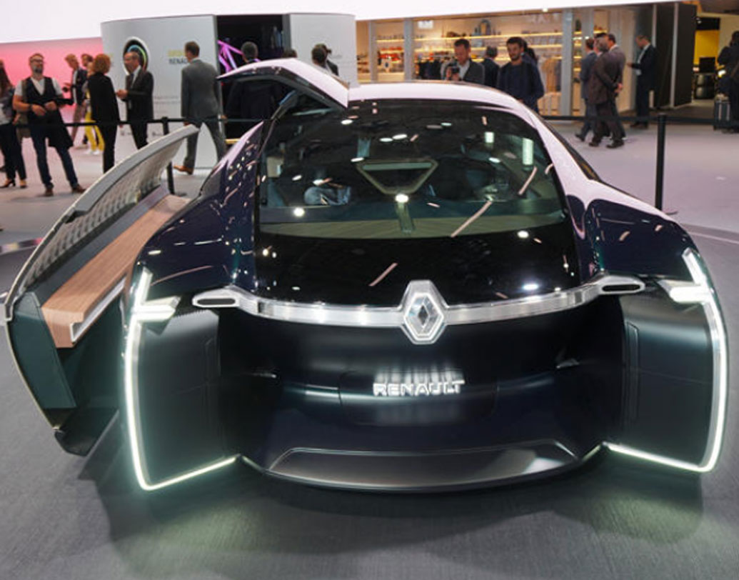 এ বছরেই প্যারিস মোটর শো-তে গাড়িটির প্রদর্শনী হয়েছে।