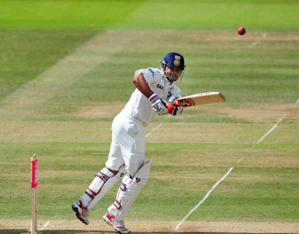 সুরেশ রায়না: ২০১০ সালে শ্রীলঙ্কার বিরুদ্ধে প্রথম টেস্ট খেলেছিলেন। করেছিলেন ১২০ রান।