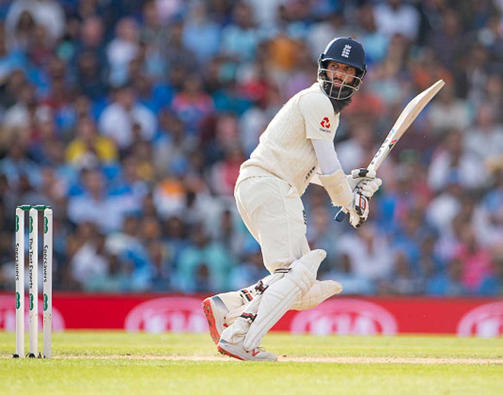 মইন আলি: অলরাউন্ডার হিসেবে আইসিসি-র তালিকায় সাত নম্বরে মইন আলি। ব্যাটে-বলে অত্যন্ত সফল ইংল্যান্ডের এই ক্রিকেটারটিকে আট নম্বর জায়গার জন্যই বেছে নেওয়া হল।