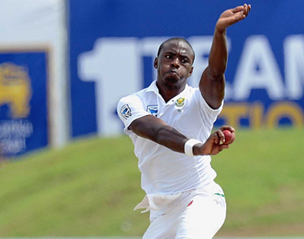 কাগিসো রাবাডা : দক্ষিণ আফ্রিকার এই বিস্ময়কর বোলিং প্রতিভাটি আইসিসি-র তালিকায় দ্বিতীয়। পেস আক্রমণে অ্যান্ডারসনের সঙ্গে রাবাডাই হবেন সেরার সেরা একাদশের মূল বোলিং শক্তি।