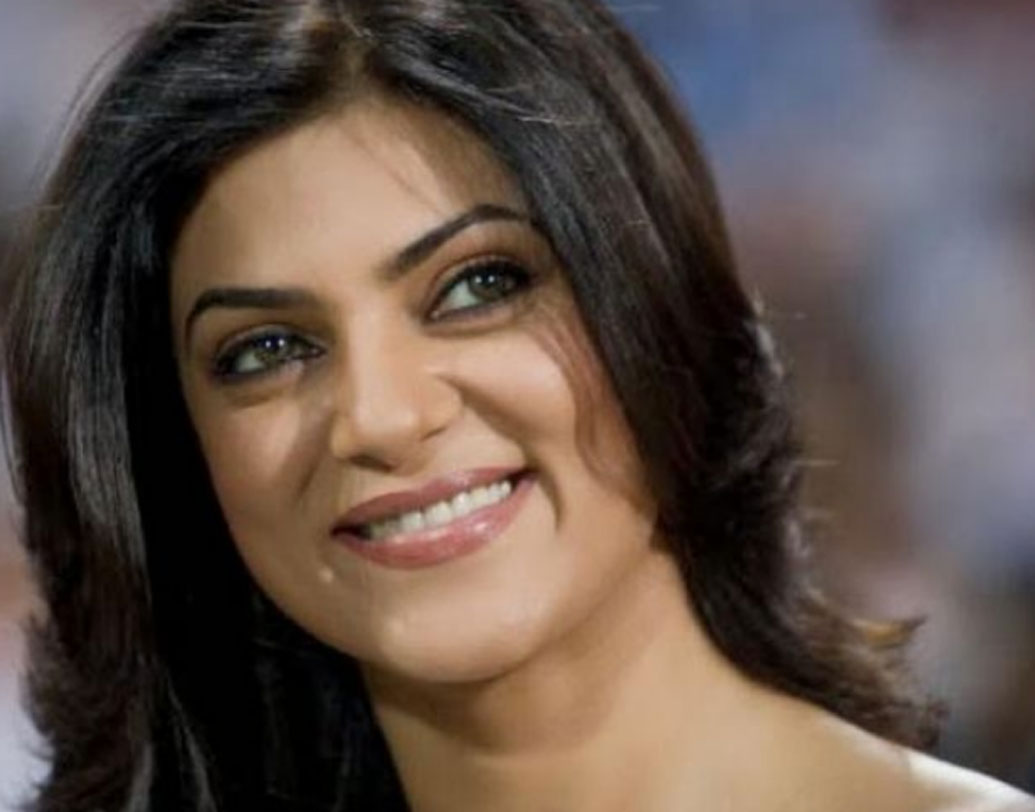 সুস্মিতা সেন: সুস্মিতার শখ আবার ‘ভয়ঙ্কর সুন্দর’। সাপের প্রতি তাঁর যথেষ্ট প্রীতি রয়েছে।