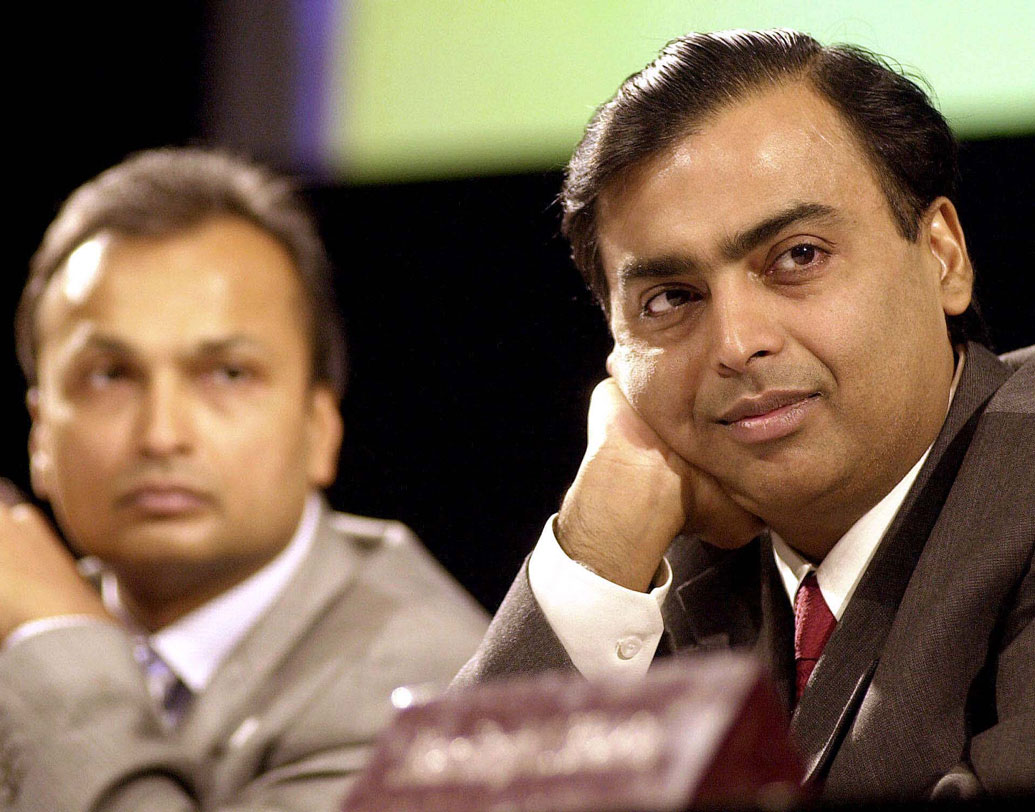 301452 crore rupees wealth gap between Anil Ambani and Mukesh Ambani dgtl