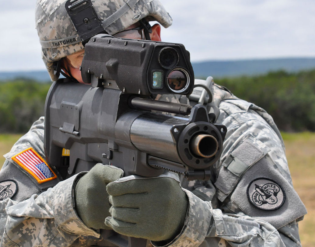 এক্সএম ২৫: হালকা ওজনের গ্রেনেড লঞ্চার। এক বারে ২৫টি গ্রেনেড ছোড়ার ক্ষমতা রাখে। ৬০০ মিটার দূরের লক্ষ্যবস্তুকে আঘাত করতে সক্ষম।