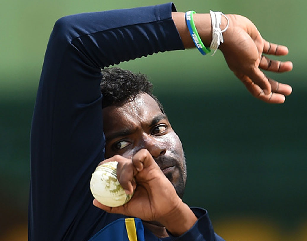 আমিলা আপোনসো: শ্রীলঙ্কা দলের এই বোলারের উপর ভরসা করেছিল দল। কিন্তু বল হাতে তেমন দাগ কাটতে পারেননি তিনি।