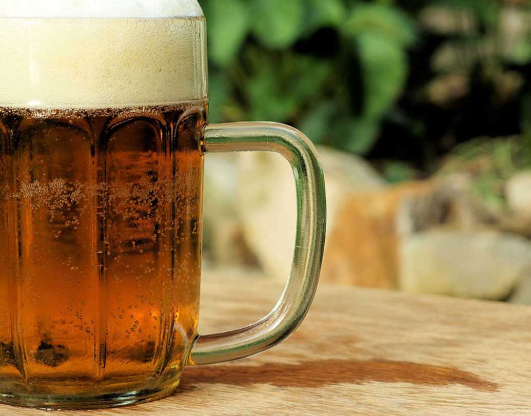 গবেষকদের একাংশের আশঙ্কা, বিশ্ব উষ্ণায়নের জেরে খুব শীঘ্রই ভবিষ্যতে দুনিয়া জুড়েই বার্লি উৎপাদনে প্রভাব পড়বে। যার সরাসরি প্রভাব পড়বে বিয়ার শিল্পে।