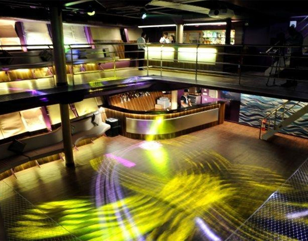 অ্যাংরিয়ার চেয়ারম্যান কিরণ ঠাকুর বলেন, “সরকার বন্দর ও পর্যটনের প্রসারে আরও গুরুত্ব দেবে।”