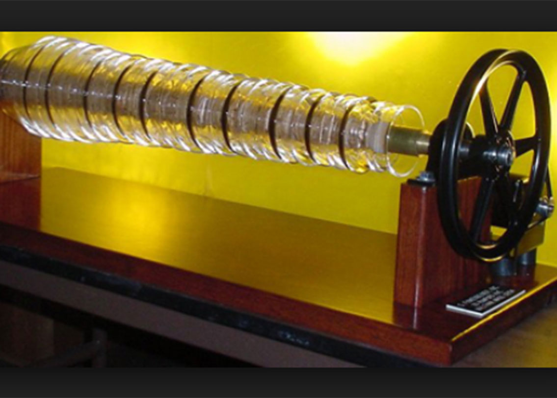 ফ্রাঙ্কলিনের প্রকৃত গ্লাস আরমোনিকা বর্তমানে ফিলাডেলফিয়ায় ফ্রাঙ্কলিন ইনস্টিটিউটে রয়েছে। তবে সেটা সত্যিই অসুস্থতা এবং মৃত্যুর জন্য দায়ী ছিল কি না তা এখনও অজানাই থেকে গিয়েছে।