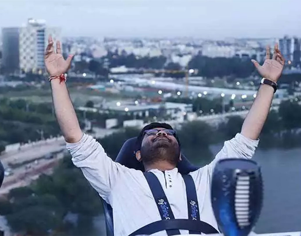 মকটেল সেশনের খরচ জন প্রতি প্রায় ৪ হাজার টাকা। আর ডিনারের খরচ প্রায় সাত হাজার টাকা।