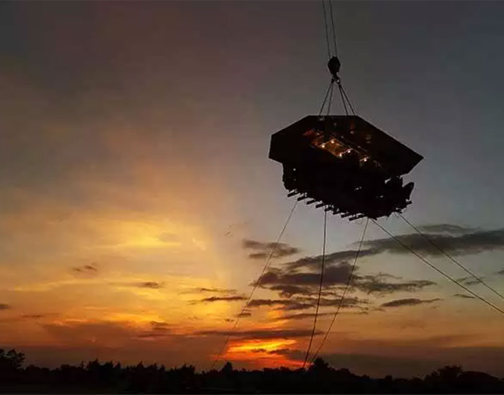 বেঙ্গালুরুর নাগাওয়াড়া লেক, মান্যতা টেক পার্ক ও বেঙ্গালুরু শহরটাকে দিব্যি দেখা যাবে এই রেস্তরাঁ থেকে।