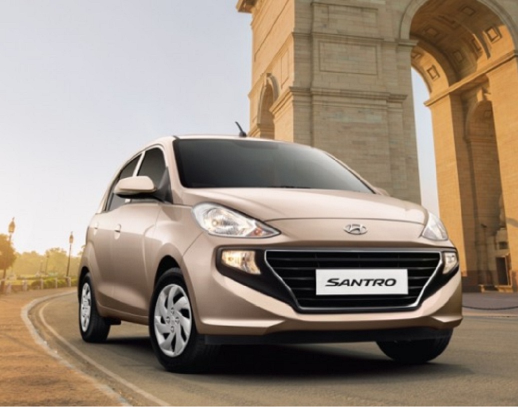 স্যান্ট্রো ম্যাগনা এএমটি
স্যান্ট্রো ম্যাগনা এএমটির দাম ৫ লক্ষ ১৯ হাজার টাকা। পেট্রল চালিত গাড়ি এটি। লিটার প্রতি মাইলেজ পাবেন ২০.৩ কিলোমিটার। ইঞ্জিনের ক্ষমতা ১০৮৬ সিসি। চালক-সহ মোট ৫ জন বসতে পারেবন। অটোম্যাটিক ট্রান্সমিশন প্রযুক্তি রয়েছে।