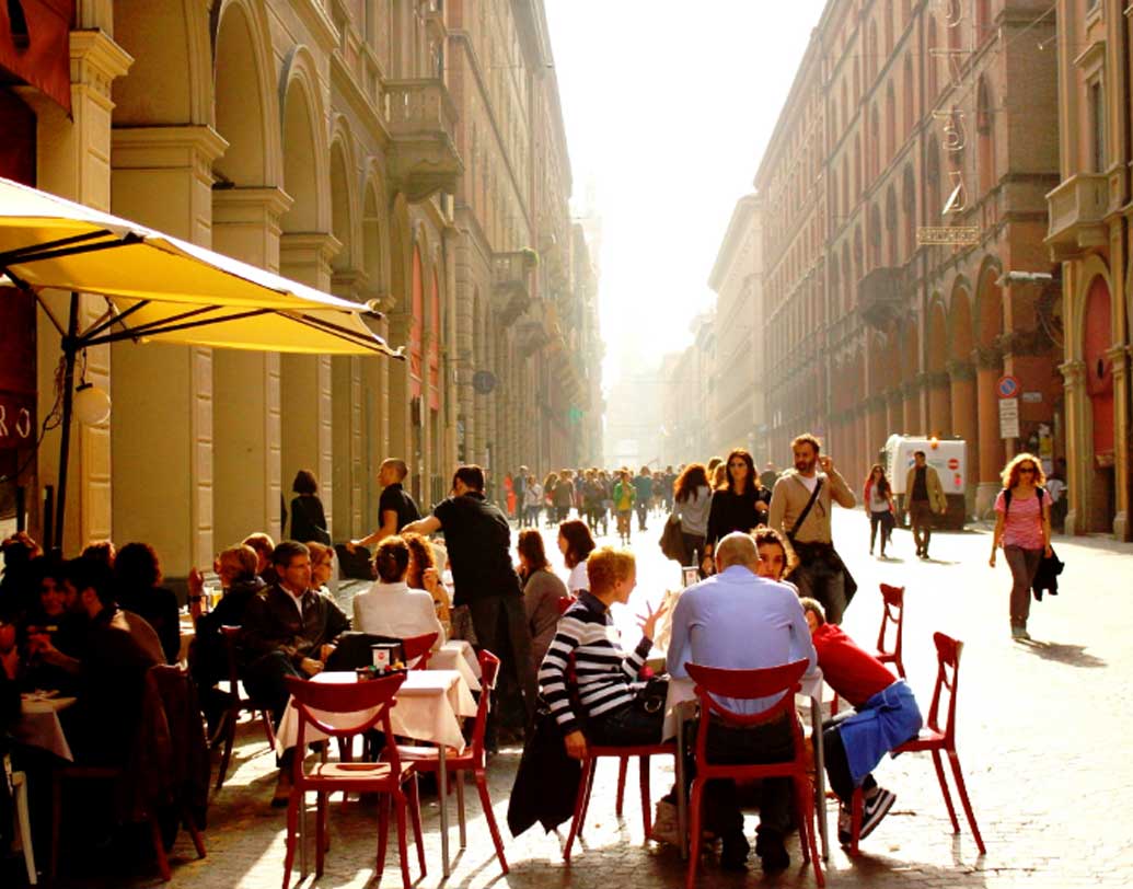 দূষণের হাত থেকে শহরকে বাঁচাতেই নেওয়া হয়েছে এই সিদ্ধান্ত। একে বলা হচ্ছে গ্রিন ট্র্যাভেল।