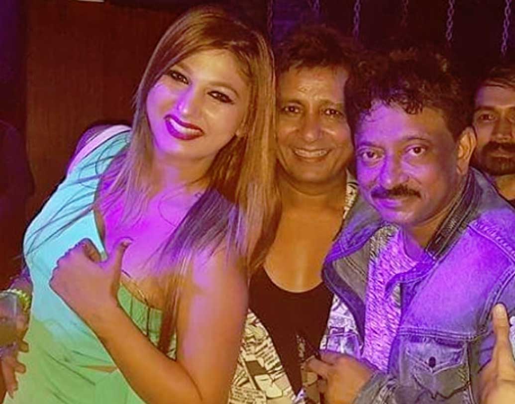 সিনেমা দেখা, বন্ধুদের সঙ্গে দেখা করা— প্রায়শই এক সঙ্গে ঘুরতে যেতেন, আড্ডাও দিতেন বলে জানালেন সুখবিন্দর। তবে জসলিনের ডেটিং তত্ত্বকে এক কথায় অস্বীকার করে দিলেন গায়ক।