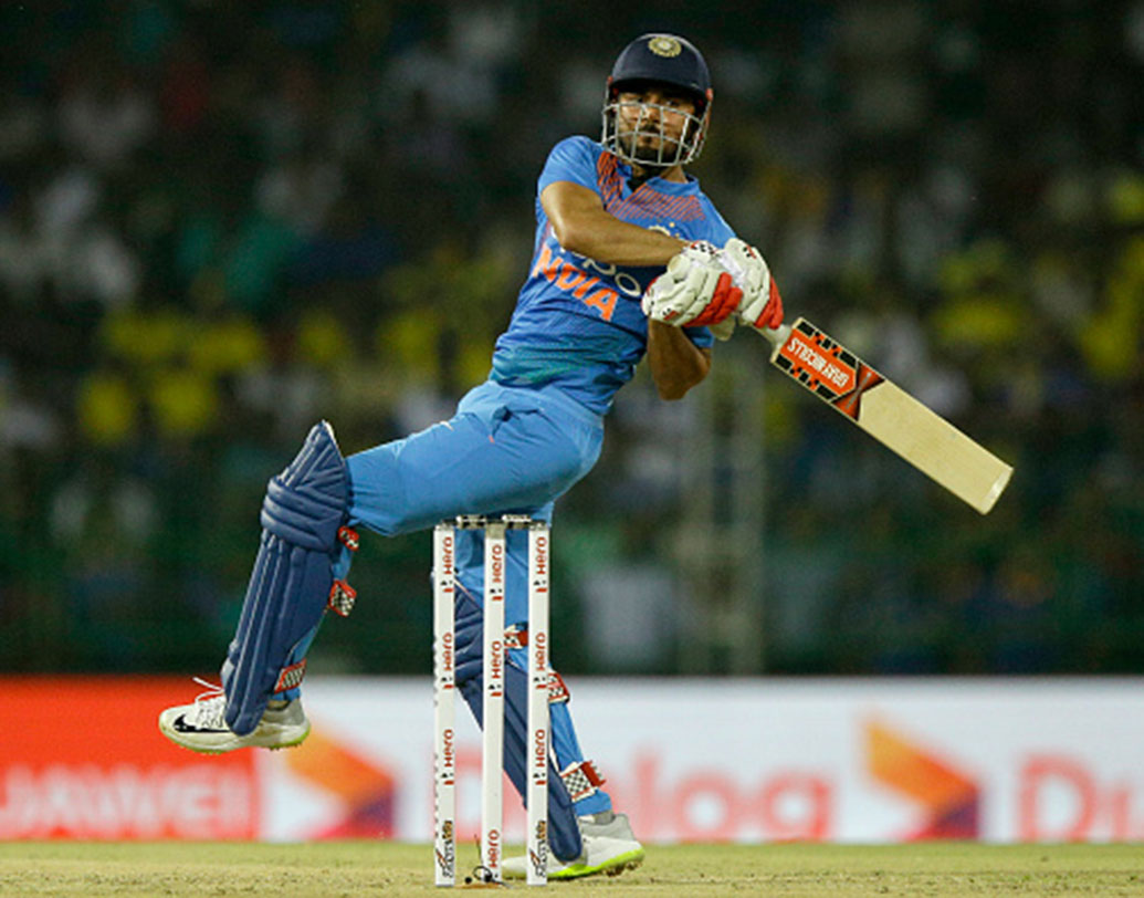 মণীশ পাণ্ড্যে: মিডল অর্ডারে সুযোগ পেতে পারেন মণীশ। দ্রুত রান তোলার ক্ষমতা আছে। সুযোগ পেলে কাজে লাগাতেই হবে।