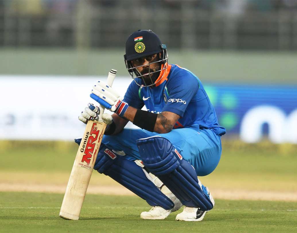 ২০১২ সালে ভারত-শ্রীলঙ্কা মুখোমুখি। ভারতের সামনে ৩২১ রানের টার্গেট দেয় শ্রীলঙ্কা।