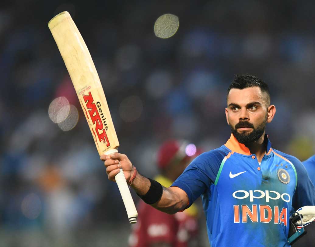 বিরাট কোহালি: অধিনায়ক কোহালি সম্পর্কে কোনও বিশেষণই বোধ হয় যথেষ্ট নয়। পর পর দু’টি ম্যাচে দু’টি শতরান। পর পর তিনটি ম্যাচে শতরানের নজির করতে পারেন কি না, এখন সেটাই দেখার।