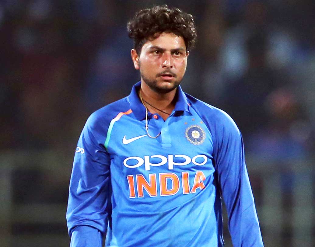 কুলদীপ যাদব: কুল-চা জুটি ভারতীয় স্পিন বোলিং আক্রমণের মূল স্তম্ভ। কুলদীপ গত ম্যাচে তিন উইকেট পেলেও অনেক রান খরচ করে ফেলেন। আজ আলাদা নজর থাকবে কুলদীপের উপর।