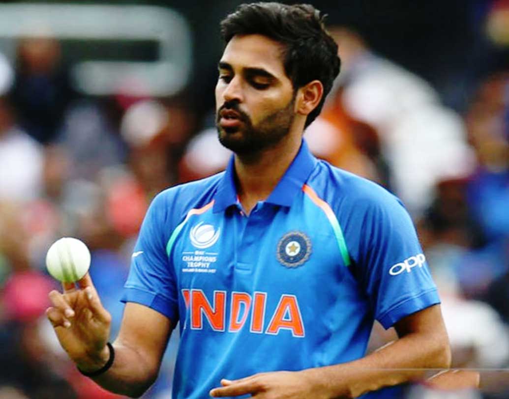 ভুবনেশ্বর কুমার: চোট মুক্ত হয়ে বিশ্রাম নিয়ে দলে ফিরছেন ভুবনেশ্বর কুমার। টিম ইন্ডিয়ার পেস আক্রমণের মূল ভরসা ভুবনেশ্বর। ভুবির ফিরে আসায় দলের বোলিং শক্তি বাড়বে সন্দেহ নেই।