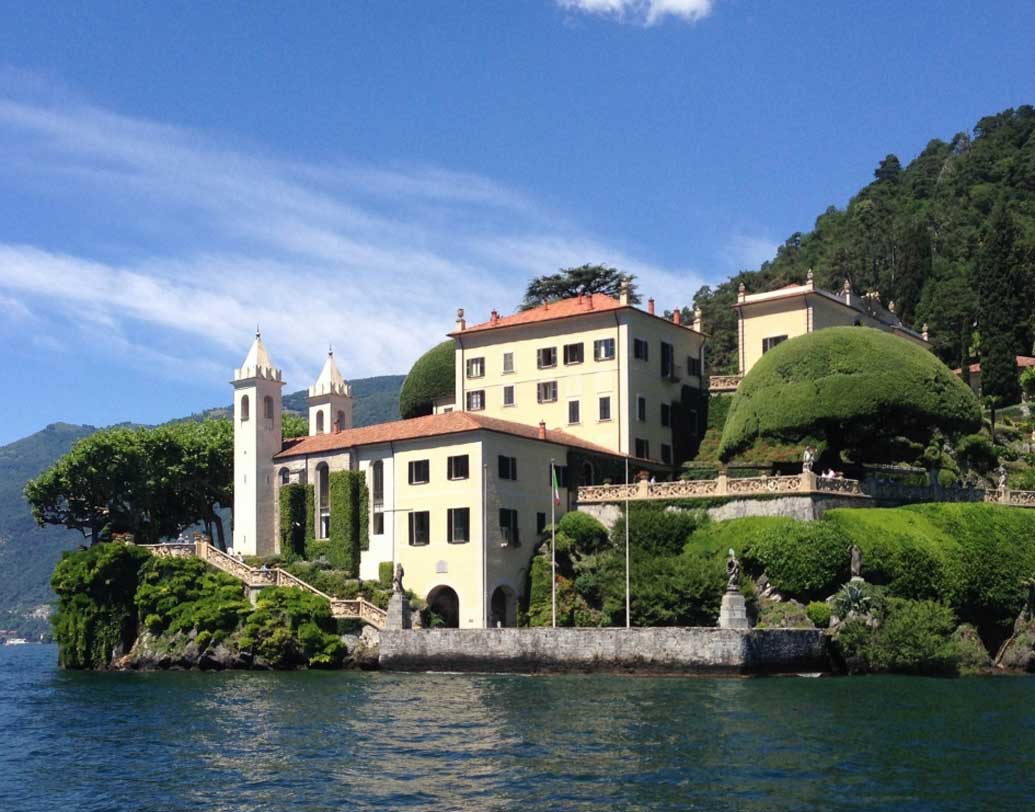 লেক কোমোর সেই প্রাসাদের নাম ‘ভিল্লা দেল বালবিয়ানেল্লো।’