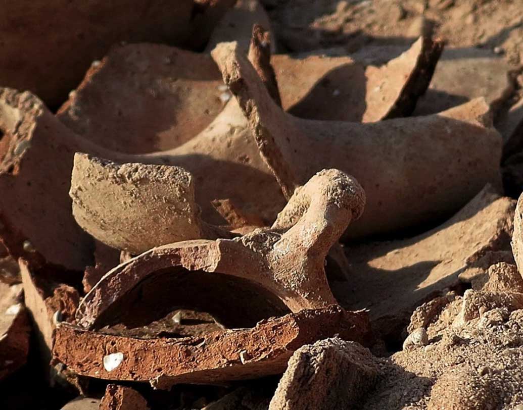 কঙ্কালটিকে দেখে গবেষকরা জানিয়েছেন, মৃত্যুর সময় মহিলরা বয়স ছিল ১৮-৩০ বছরের মধ্যে। মহিলা ছিলেন রোমের বাসিন্দা।