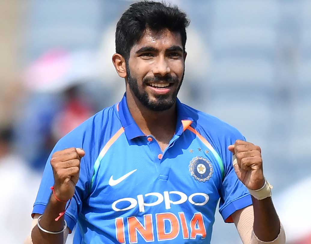 আগের ম্যাচের মতো এ ম্যাচেও বুমরার দিকে তাকিয়ে বিরাটরা। ভুবি-বুমরা সফল হলে বাকি কাজটা সহজ হয়ে যাবে কুলদীপ-চহালের।