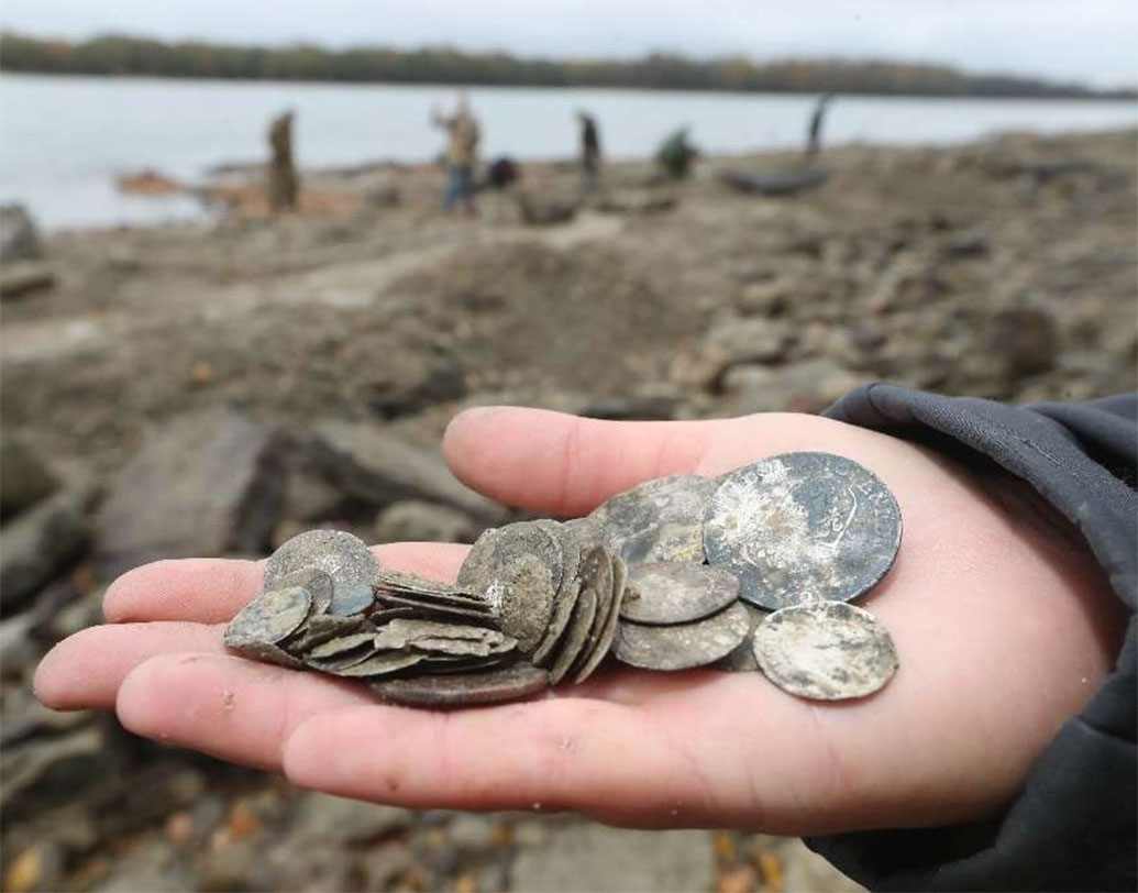 Thousands of gold and silver coins found from dry river dgtl