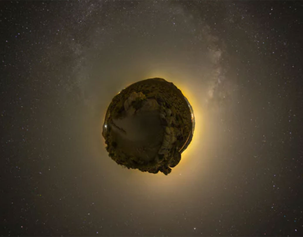 সে ক্ষেত্রে ইনকিউবেটরে থাকবে স্বাভাবিক মহাকর্ষ। সে ভাবেই তৈরি করা হবে প্রযুক্তি, যাতে ভ্রূণ ভারহীনতায় না ভোগে।