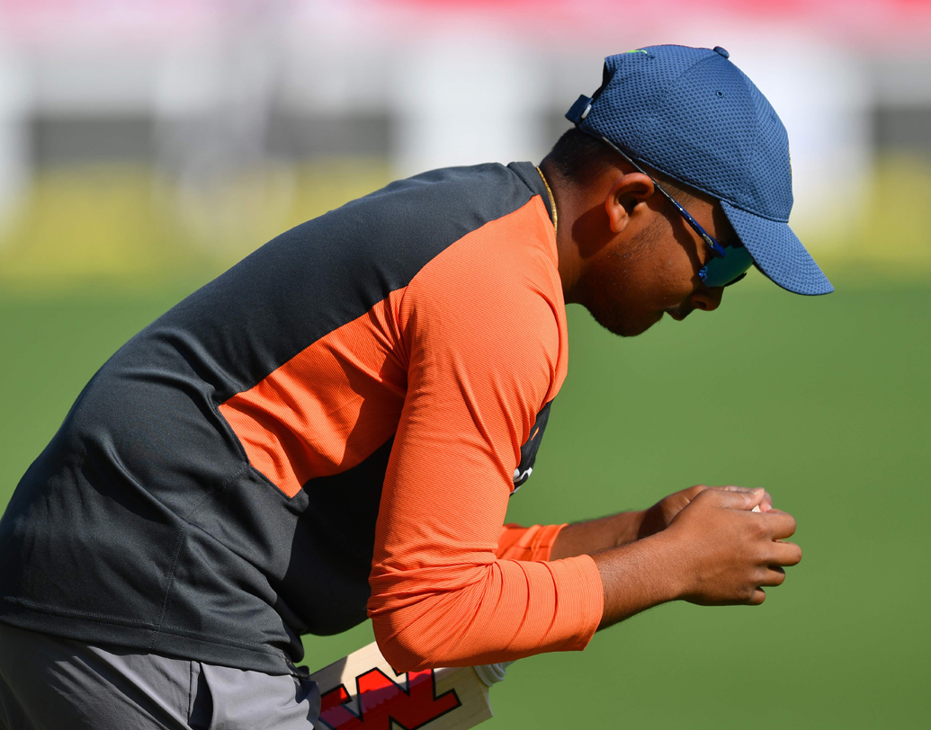 ২০১৭ সালে প্রথম শ্রেণির ক্রিকেটে অভিষেক। রঞ্জি সেমিফাইনালে বিপক্ষে ছিল তামিলনাড়ু। ম্যাচের চতুর্থ ইনিংসে শতরান করেন তিনি। জেতান মুম্বইকে। এই ইনিংসের পর থেকেই জাতীয় নির্বাচকরা নজর রাখতে শুরু করেন তাঁর উপর। সিনিয়র ক্রিকেটাররাও তাঁকে করতে থাকেন উত্সাহিত।