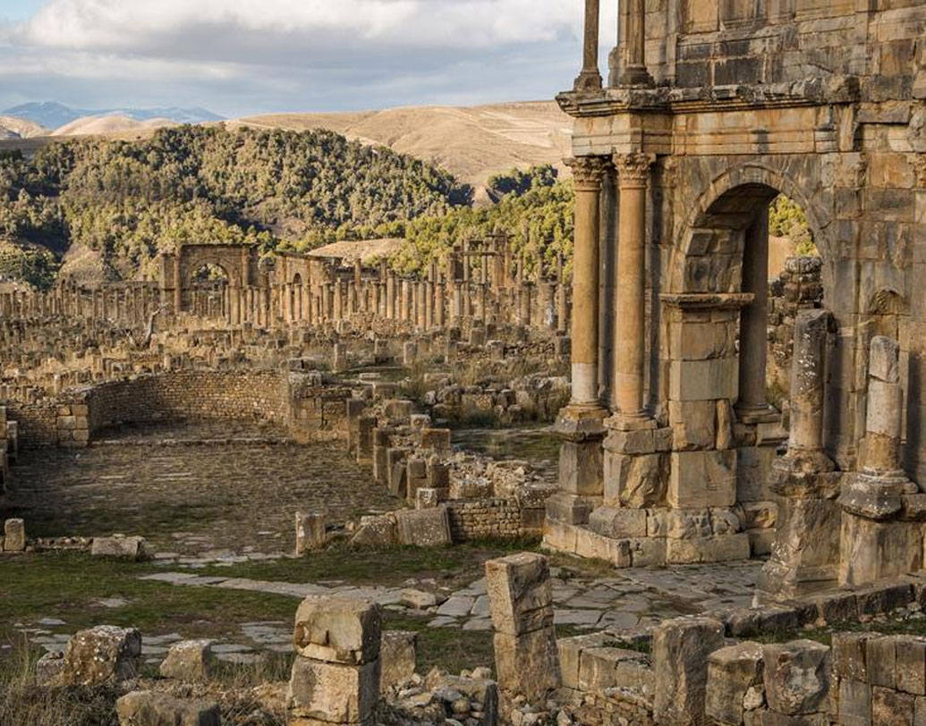 আলজে়রিয়া: এই দেশে পেট্রলের দাম ভারতীয় মুদ্রায় ২৫.৮২ টাকা প্রতি লিটার।