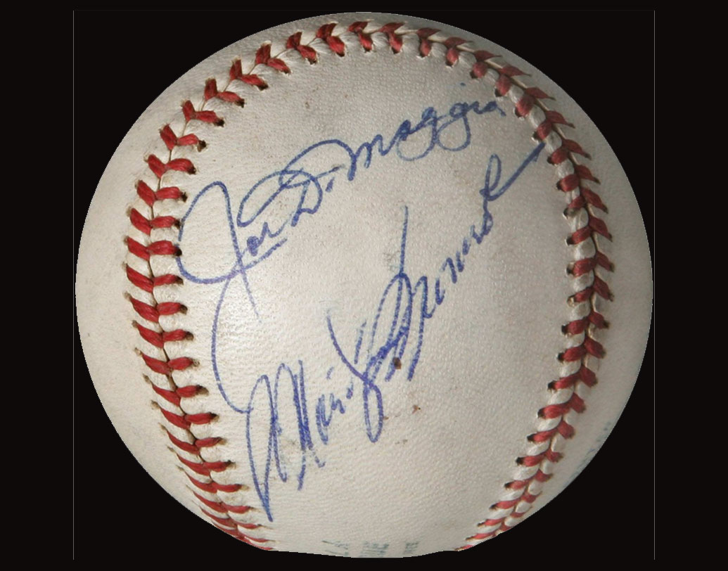 নিউ ইয়র্কের বেস বল তারকা জো দি ম্যাগিও ও তাঁর স্ত্রী হলিউড বম্বশেল মেরিলিন মনরো ১৯৬১ সালে একটি প্রশিক্ষণ শিবিরে একটি বেস বলে স্বাক্ষর করেন। প্রথমেই তাঁর মূল্য মূল্য ধার্য হয় প্রায় দেড় কোটি টাকায়।