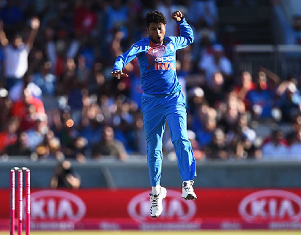 কুলদীপ যাদব: সপ্তম ক্রিকেটার হিসাবে এই তালিকায় ঢুকে পড়লেন কুলদীপ যাদব। তিন ধরনের ক্রিকেটেই একবার করে পাঁচ বার তার বেশি উইকেট দখল করে ফেললেন এই চায়নাম্যান।