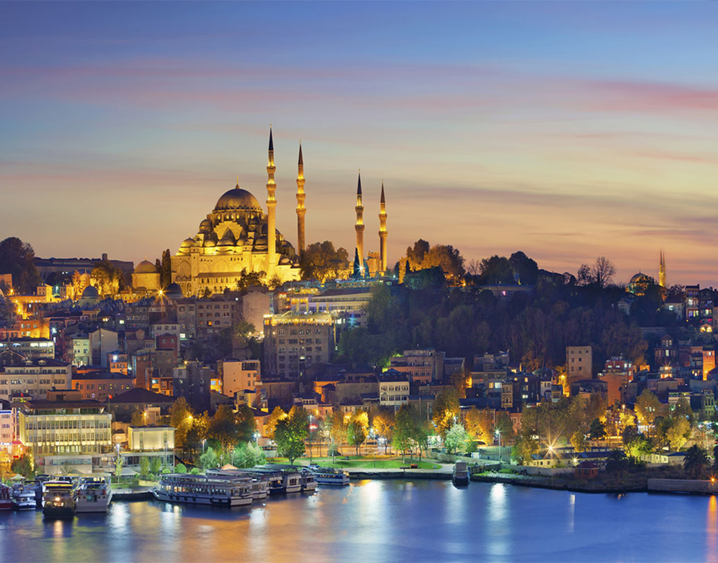 তুরস্ক: ৩৯.৭ মেট্রিক টন সোনা রয়েছে তুরস্কের নাগরিকেদর কাছেও। ১৯৯৫ সালে এই দেশে মেটাল মার্কেট তৈরি হওয়ার পর চাহিদা তৈরি হয় নাগরিকদের মধ্যে। বেশিরভাগ সোনাই গচ্ছিত আছে দেশের সেন্ট্রাল ব্যাঙ্কে।