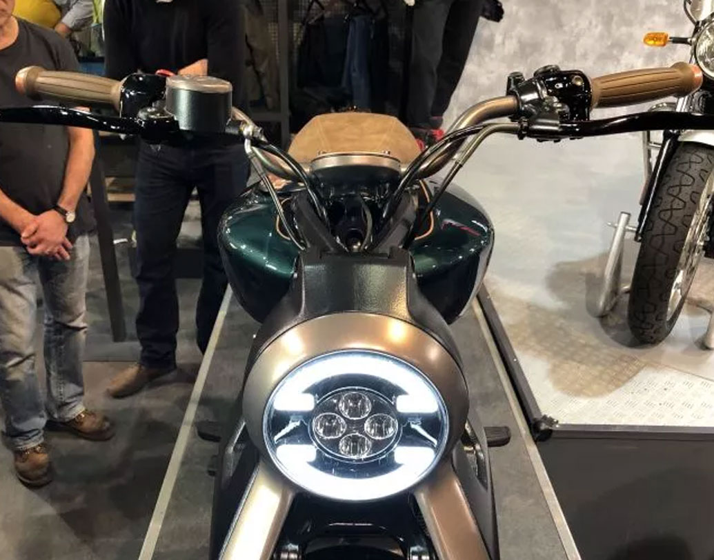 বাইকটির প্রোডাকশন নিয়ে কোনও আঁচই দেয় সংস্থা। প্রোডাকশন শুরু হলেও ২০২০-র আগেবাইকটি বাজারে নিয়ে আসার কোনও সম্ভাবনা নেই বলেই সংস্থার এক সূত্রের খবর।