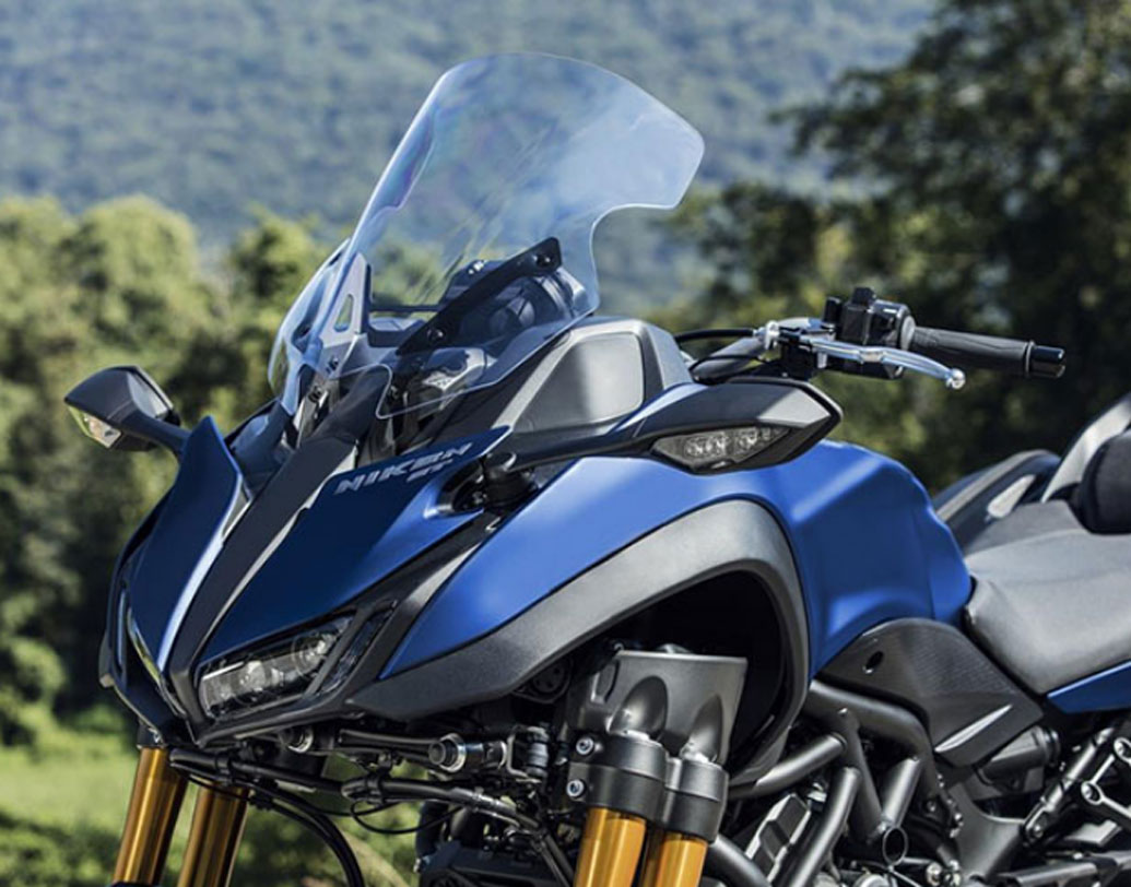 ৮৪৭ সিসি-র তিন সিলিন্ডারবিশিষ্ট বাইক এটি। যা ইয়ামাহা-র অন্য মডেল এমটি-০৯-এ ব্যবহার করা হয়েছে।