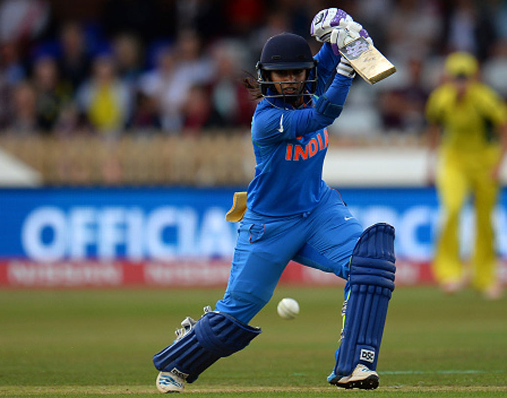 মিতালি রাজ: এই মুহূর্তে দলের অভিজ্ঞতম ক্রিকেটার। মিতালির অভিজ্ঞতা দলের ভারসাম্য বাড়াতে সাহায্য করছে। আগের ম্যাচে অবশ্য ব্যাট করার সুযোগ পাননি।