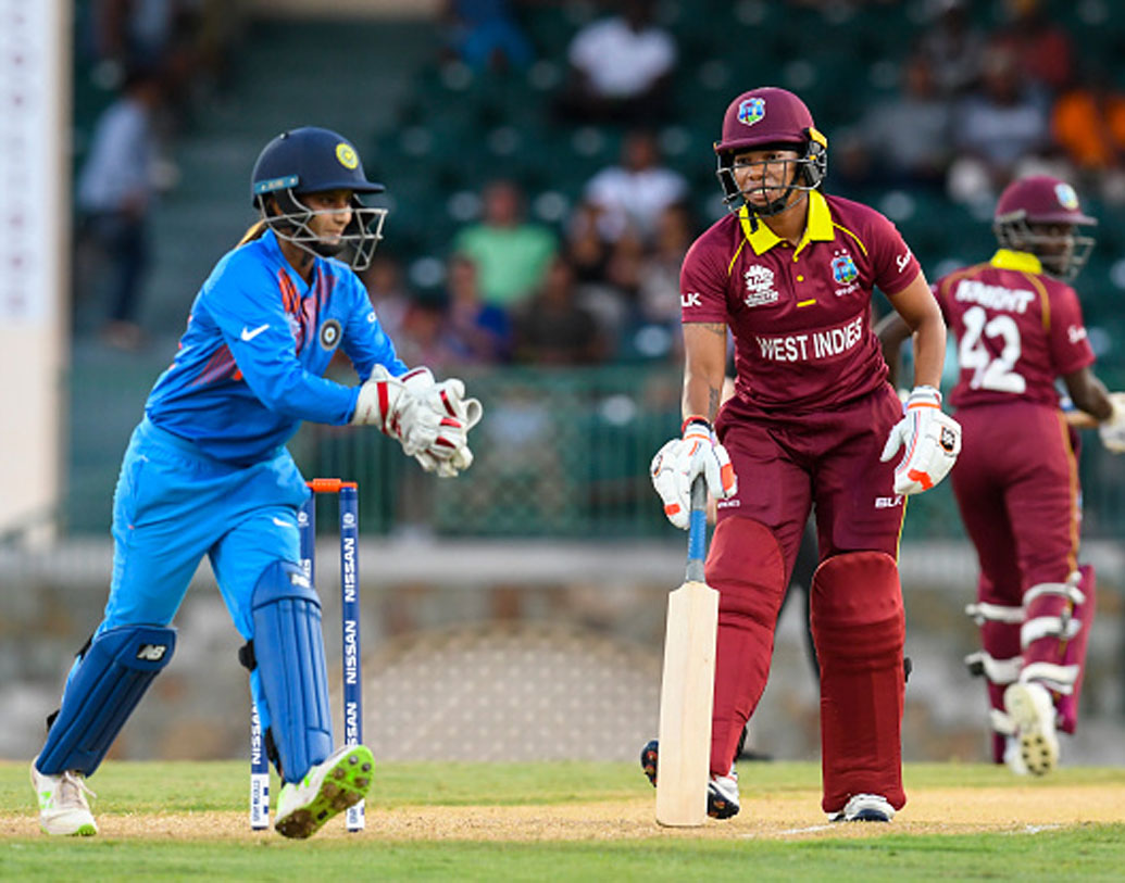 তানিয়া ভাটিয়া: উইকেটরক্ষক তানিয়া দলের ওপেনারও বটে। আজ সম্ভবত তানিয়াই শুরু করবেন। শুরুটা ভাল হলে পরবর্তী ক্ষেত্রে সুবিধা হবে হরমনপ্রিতদের।