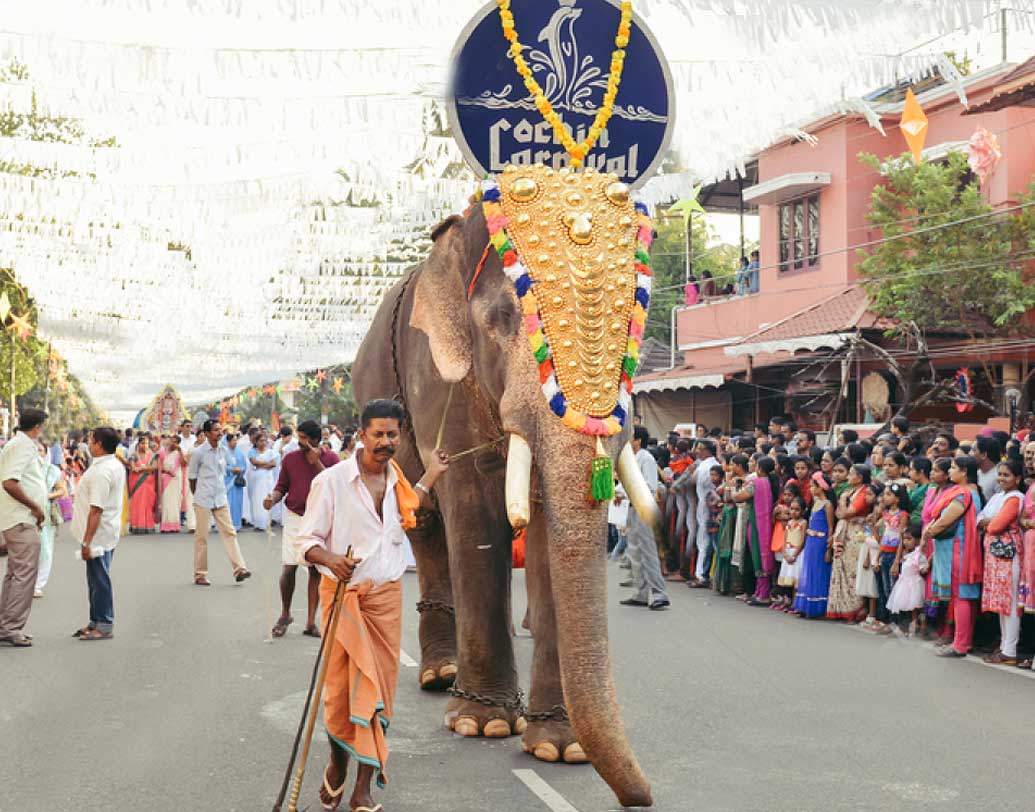 কর্নাটক: এ বছর ২৬ দিন ছুটি পেয়েছেন এই রাজ্যের সরকারি কর্মচারীরা। শিবরাত্রি উপলক্ষে এ রাজ্যে সরকারি ছুটি থাকে। আগামী বছরের ছুটির যে তালিকা রয়েছে, সেখানে দেখা যাচ্ছে ২৫ দিন ছুটি। এর মধ্যে পাঁচটি রবিবার।
