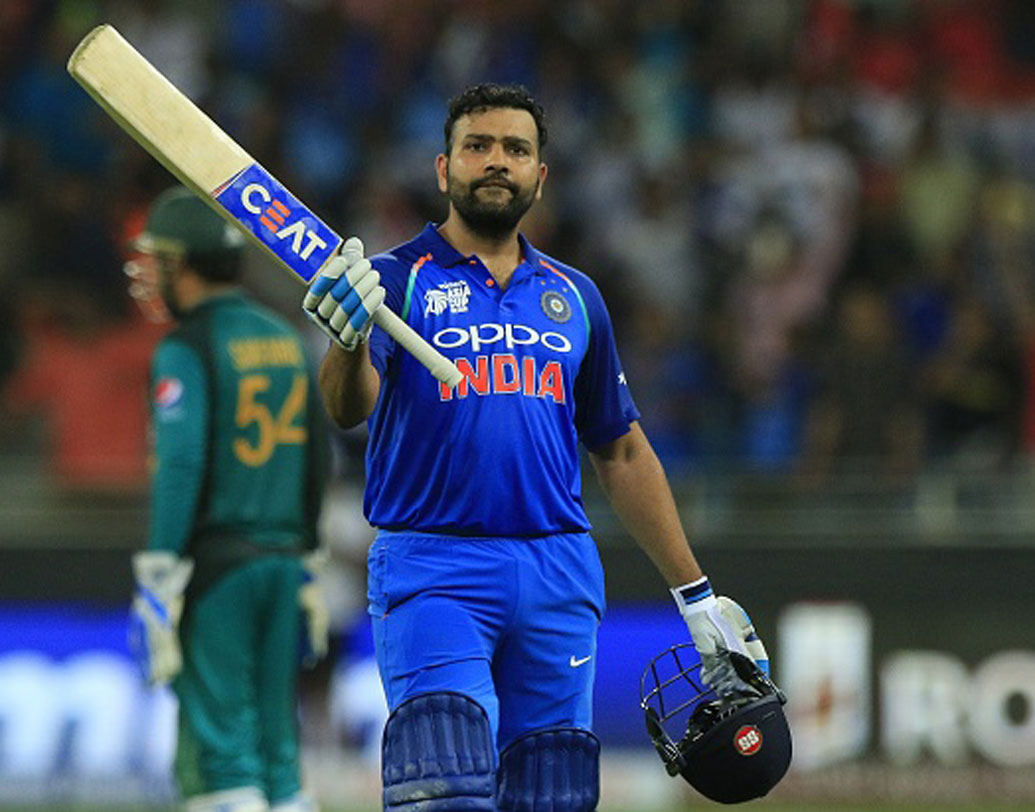 রোহিত শর্মা: কানপুরে দক্ষিণ আফ্রিকার বিরুদ্ধে মুখোমুখি ভারত। প্রথমে ব্যাট করে দক্ষিণ আফ্রিকা তুলেছিল পাঁচ উইকেটে ৩০৩ রান।