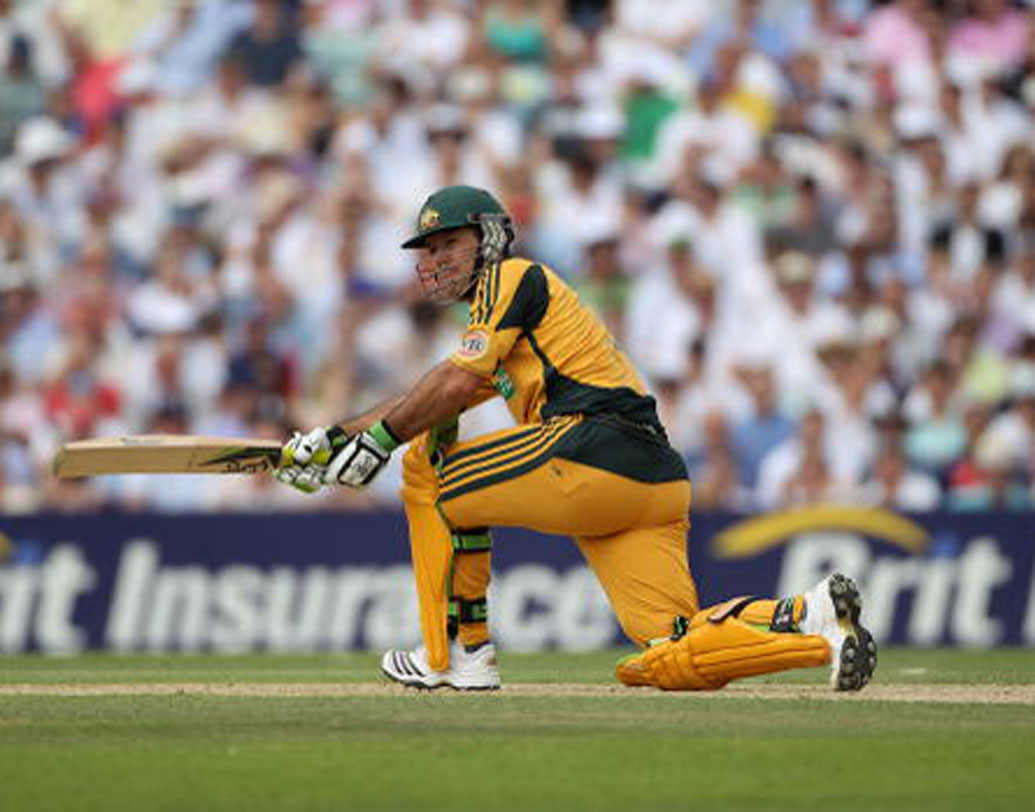 যদিও পন্টিংয়ের সেই ইনিংস দলকে জেতাতে পারেনি। দক্ষিণ আফ্রিকার হার্শেল গিবসের ১১১ বলে ১৭৫ রান আর সঙ্গে ছিল অধিনায়ক স্মিথের ৫৫ বলে ৯০ রান। বিশ্বরেকর্ড গড়ে এক উইকেটে ম্যাচ জিতে যায় দক্ষিণ আফ্রিকা।