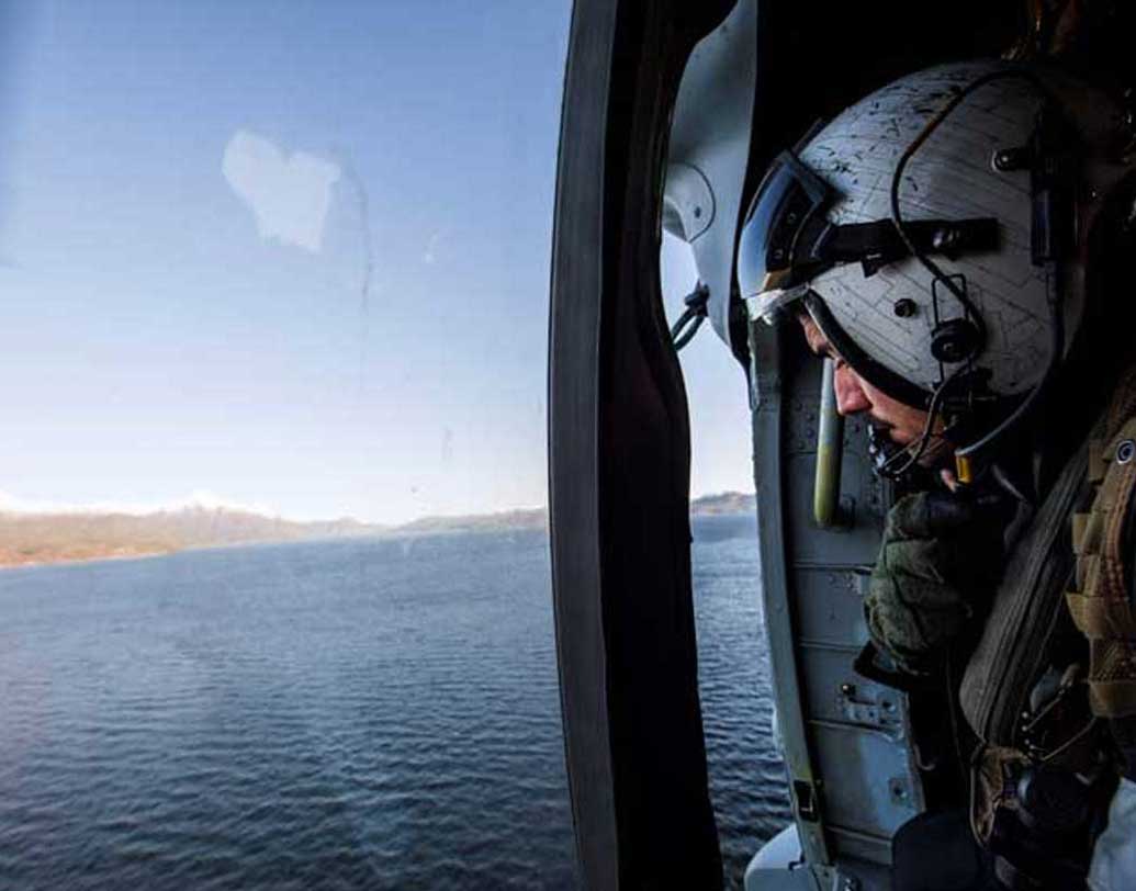 সূত্রের খবর, এ রকম ২৪টি হেলিকপ্টার আমেরিকার কাছ থেকে কেনার পরিকল্পনা রয়েছে ভারতের। সব মিলিয়ে যার খরচ পড়বে প্রায় ১৪ হাজার ৩৫৭ কোটি টাকা।